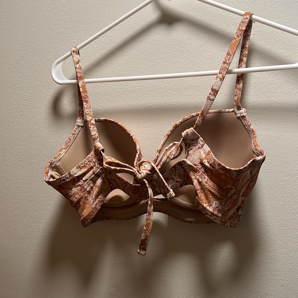 Shade and Shore Bikini Top 34D 0039 - Picture 2 of 3